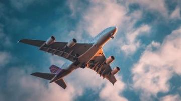 航空旅行必備：安全常識與應(yīng)對策略