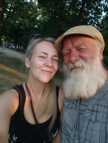 父女接力成中南民大校友:女兒用行動延續(xù)爸爸的學(xué)校情緣