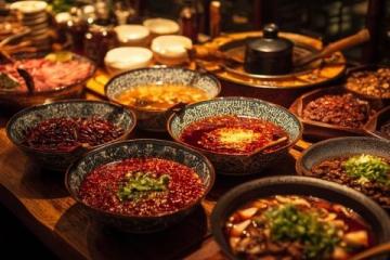 錦州特色美食——榮鵬烀餅：一嘗難忘的經(jīng)典佳肴