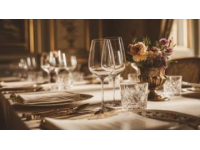 一餐盛景十四席，高顏值家宴引你入眼