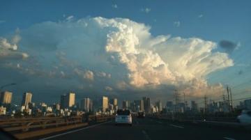 昨天是十一假期的第三天,天氣不錯,趁著高速不收費