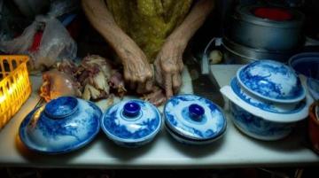 太惡心了！浙江余姚的一位家長在學校陪餐時