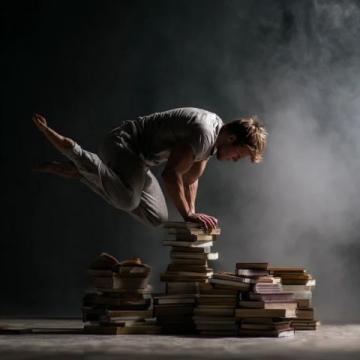 高一新生翻閱課本后迷茫：曾經的“死記硬背”生物去哪兒了？