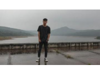 分享一張在武漢的照片十一長假的風，終于把我吹到了武漢