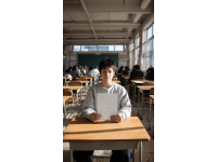 河北石家莊一考生班主任果然是班主任，一手就把今年語文大題和高考作文題押中了