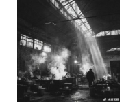 蘭州市晨霧中的暖食盛宴：六點半西關(guān)農(nóng)貿(mào)市場的煙火氣息