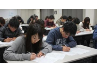 2025年6月7日高考首日，部分考生認為考試難度與模考相當,以下是具體情況