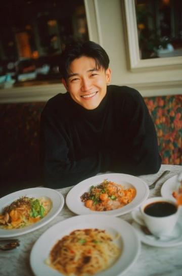 丹尼爾從廣告女神到美食達人：跨界轉型，活出精彩人生