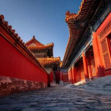 北京北海公園旅游攻略：開放時間、門票價格、交通指南與必看景點推薦