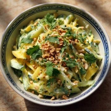 夏日清爽涼拌菜|黃瓜花生拌干豆腐,脆嫩入味超解暑