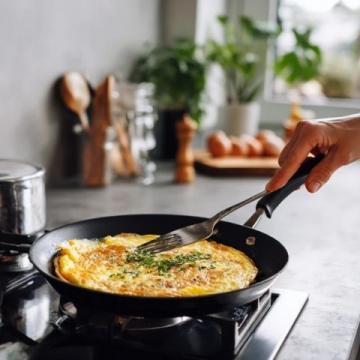 陶瓷不粘鍋:烹飪美食的好幫手