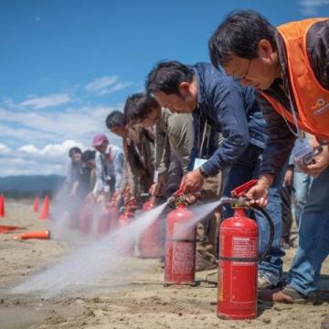 開(kāi)陽(yáng)消防宣傳進(jìn)校園安全知識(shí)潤(rùn)童心
