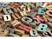 探尋英文字母的東方之美——徐冰帶你解讀英文方塊字的奧秘