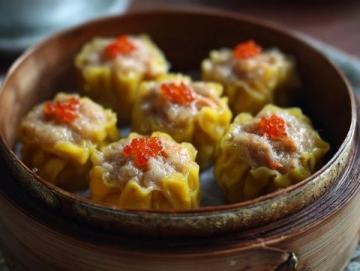 蔡瀾品味之旅：香港、上海、杭州點(diǎn)心探秘