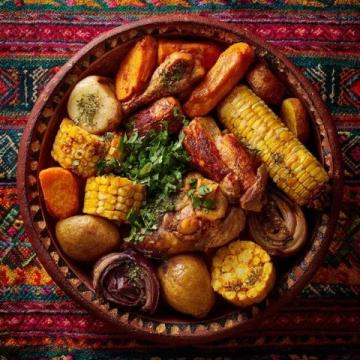 家常一鍋燉:排骨土豆豆角玉米全攻略