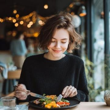 美食博主如何做到狂吃不胖:背后的秘密與真相