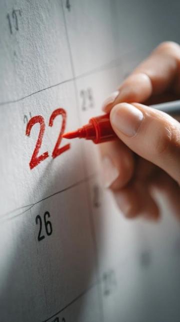 詳解平年與閏年的區(qū)別及判斷方法:輕松掌握時(shí)間的奧秘