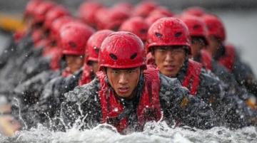 川渝大軍到曲靖避暑納涼