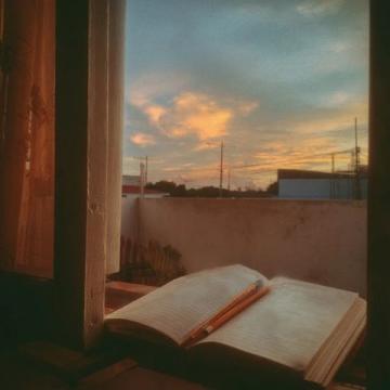 破曉曙光，尋常生活里的詩意時光