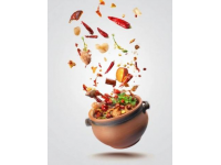 今日辣翻天：三款家常爆辣美食大揭秘！