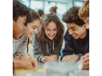 高三復習應構建跨學科知識網絡，提升綜合思維能力